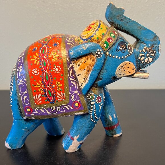 INDIAN FOLK ART Hand Carved Wooden Hand Painted Trunk Up Blessing Elephant - Picture 2 of 16